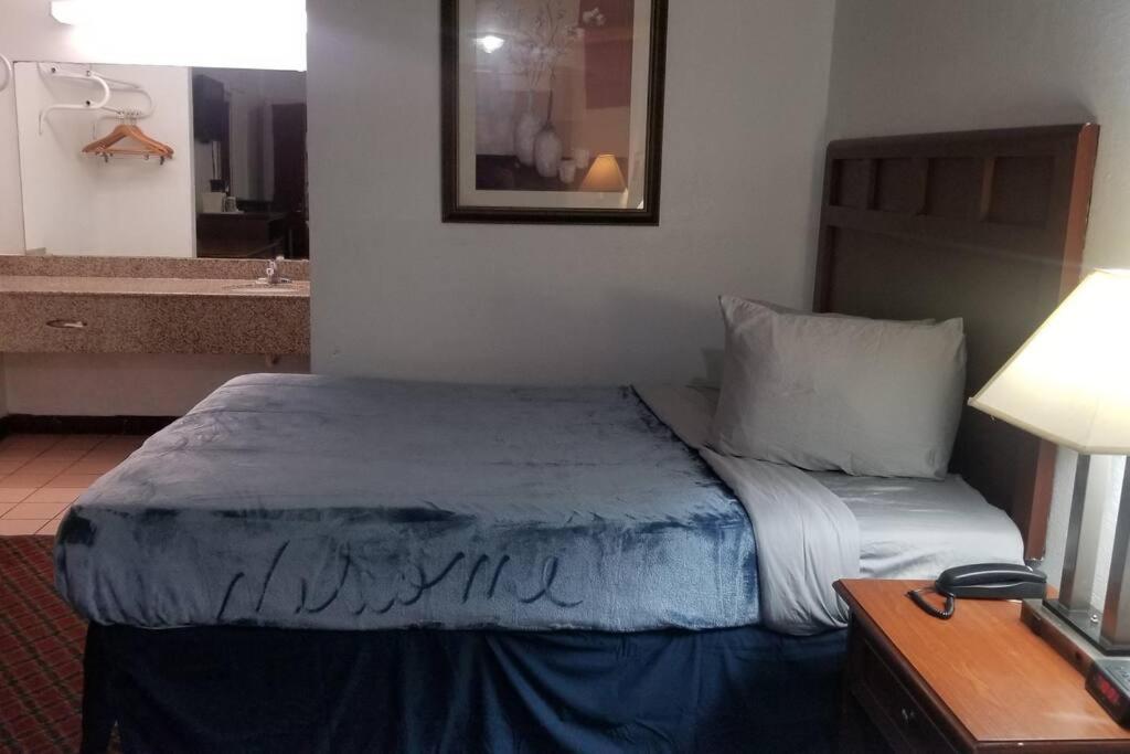 Osu 2 Queen Beds Hotel Room 117 Wi-Fi Stillwater Exteriör bild