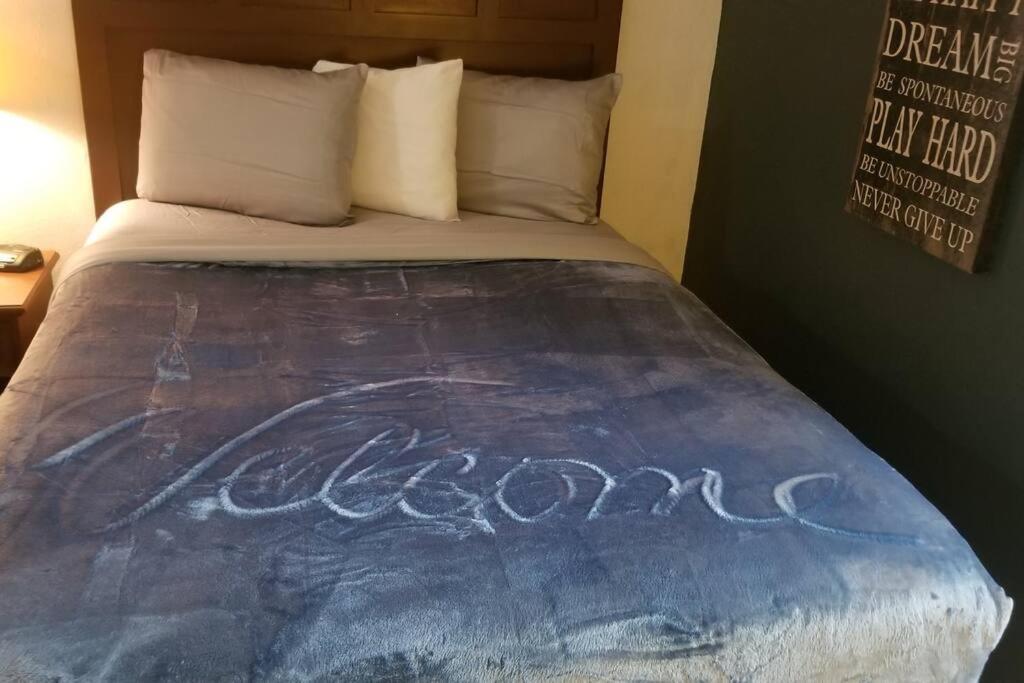 Osu 2 Queen Beds Hotel Room 117 Wi-Fi Stillwater Exteriör bild